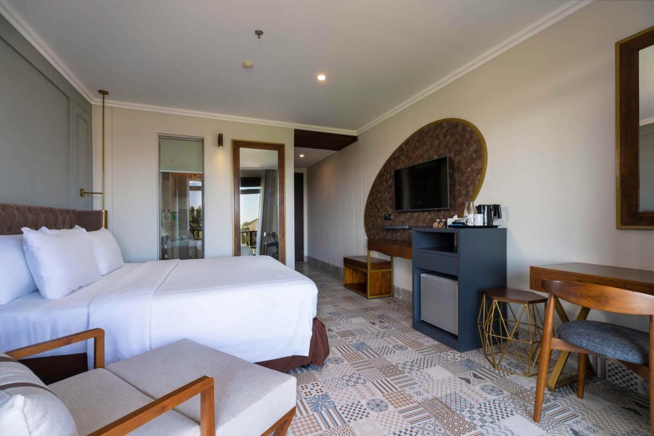 Sense Canggu Beach Hotel Екстер'єр фото